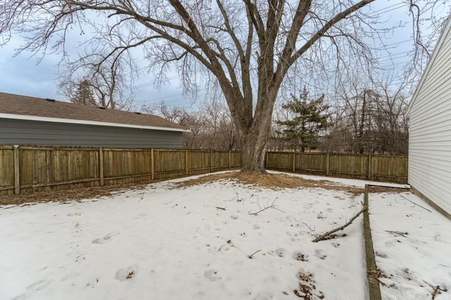 164 36th Avenue NW, Rochester, MN 55901