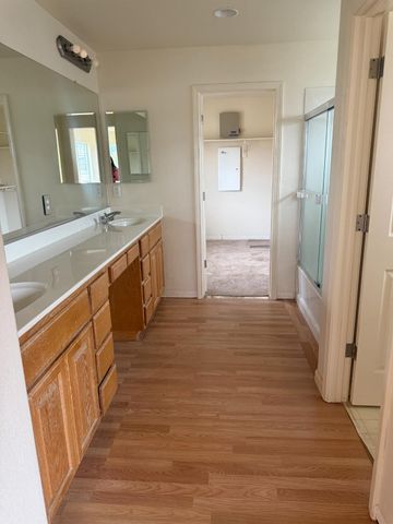 2244 Jane Ellen Dr, Stockton, CA 95212