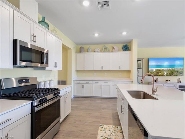 20737 Napa LOOP, Estero, FL 33928