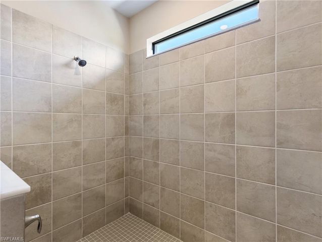 20737 Napa LOOP, Estero, FL 33928