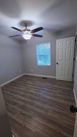 1080 Veterans Rd, E, Ashland City, TN 37015