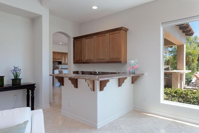 136 Royal Saint Georges Way, Rancho Mirage, CA 92270