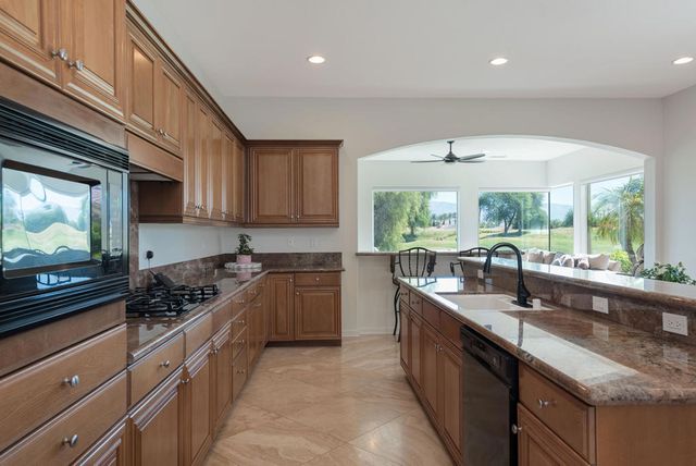 136 Royal Saint Georges Way, Rancho Mirage, CA 92270