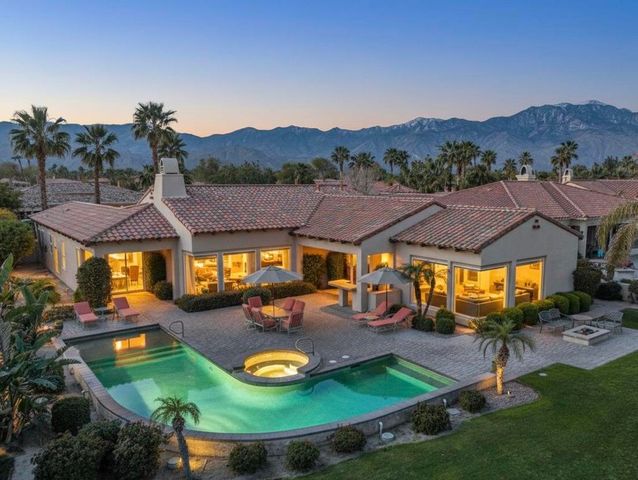 136 Royal Saint Georges Way, Rancho Mirage, CA 92270