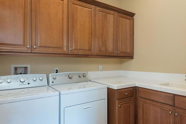 136 Royal Saint Georges Way, Rancho Mirage, CA 92270