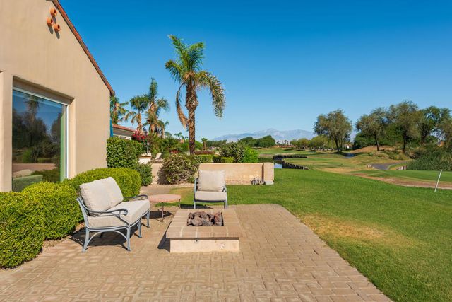 136 Royal Saint Georges Way, Rancho Mirage, CA 92270
