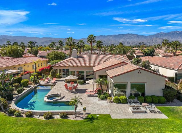 136 Royal Saint Georges Way, Rancho Mirage, CA 92270