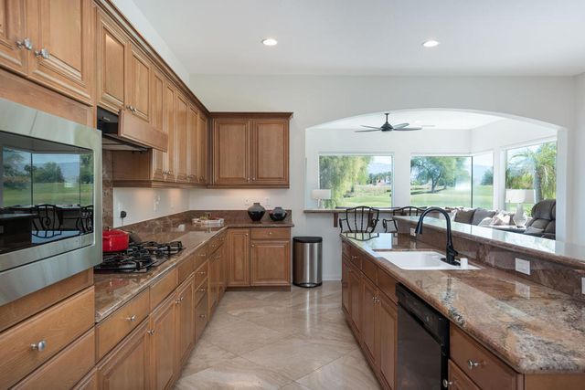 136 Royal Saint Georges Way, Rancho Mirage, CA 92270