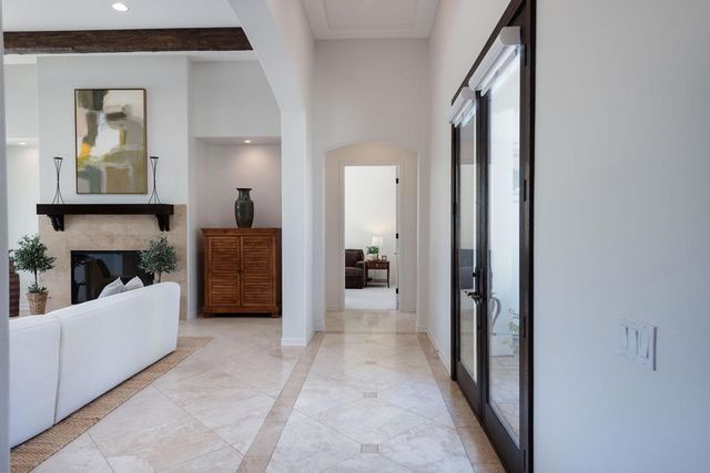 136 Royal Saint Georges Way, Rancho Mirage, CA 92270