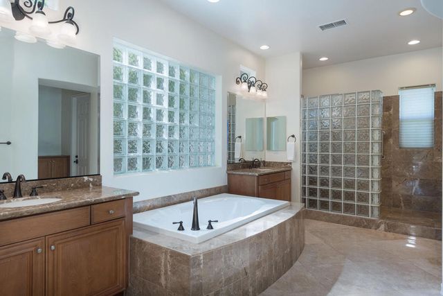 136 Royal Saint Georges Way, Rancho Mirage, CA 92270