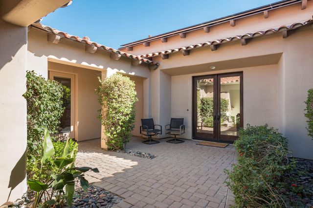 136 Royal Saint Georges Way, Rancho Mirage, CA 92270