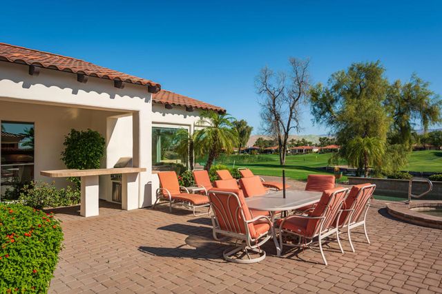 136 Royal Saint Georges Way, Rancho Mirage, CA 92270