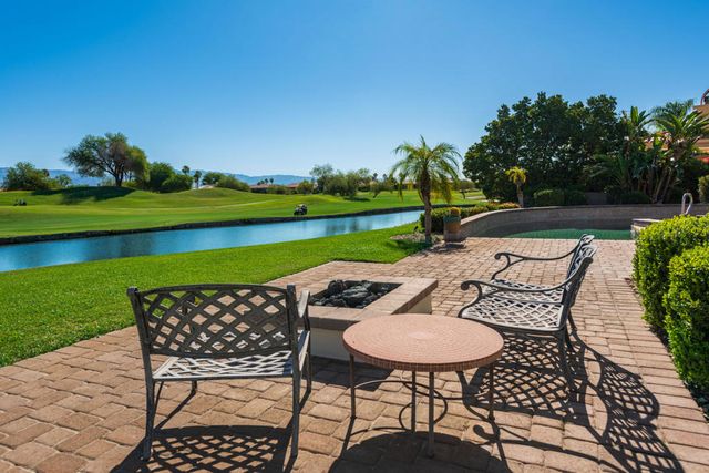 136 Royal Saint Georges Way, Rancho Mirage, CA 92270