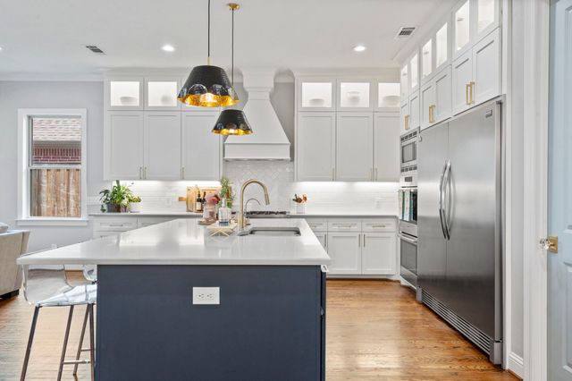6011 Goodwin Avenue, Dallas, TX 75206
