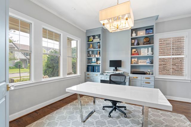 6011 Goodwin Avenue, Dallas, TX 75206