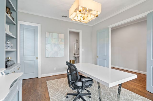 6011 Goodwin Avenue, Dallas, TX 75206