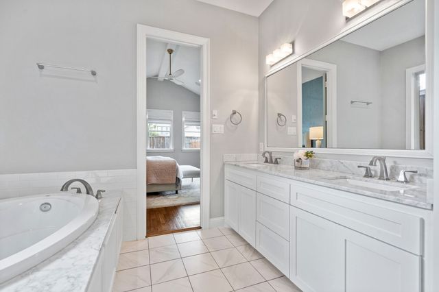 6011 Goodwin Avenue, Dallas, TX 75206