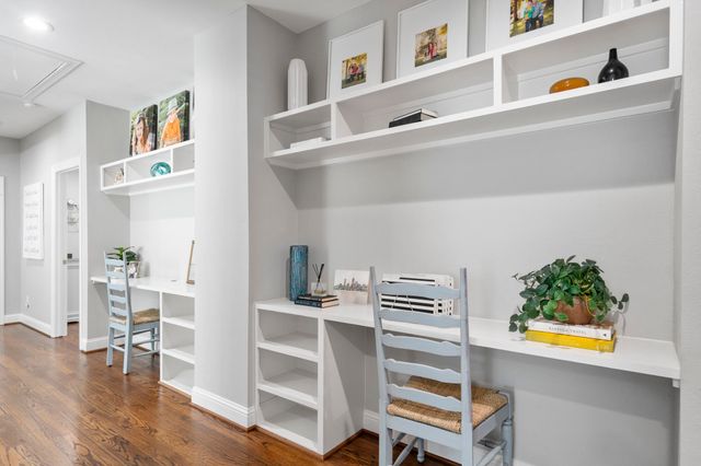 6011 Goodwin Avenue, Dallas, TX 75206