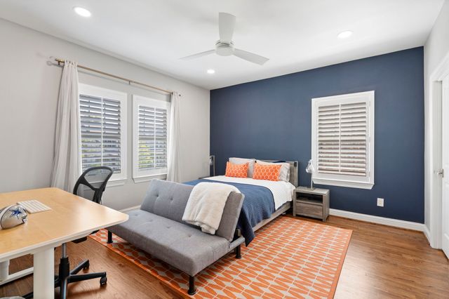 6011 Goodwin Avenue, Dallas, TX 75206