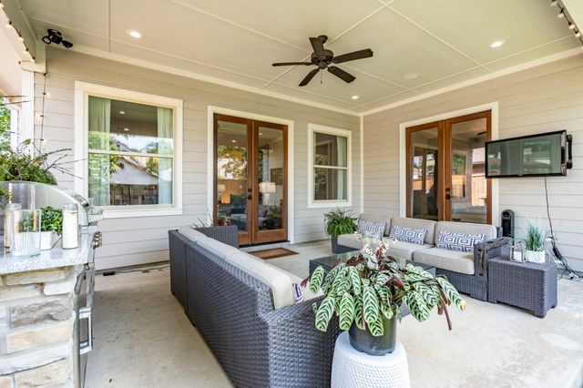 6011 Goodwin Avenue, Dallas, TX 75206