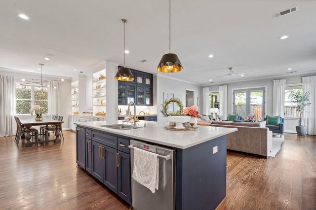 6011 Goodwin Avenue, Dallas, TX 75206