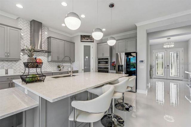10863 RUSTIC TIMBER LOOP, San Antonio, FL 33576