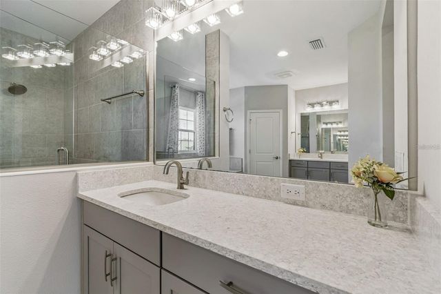 10863 RUSTIC TIMBER LOOP, San Antonio, FL 33576