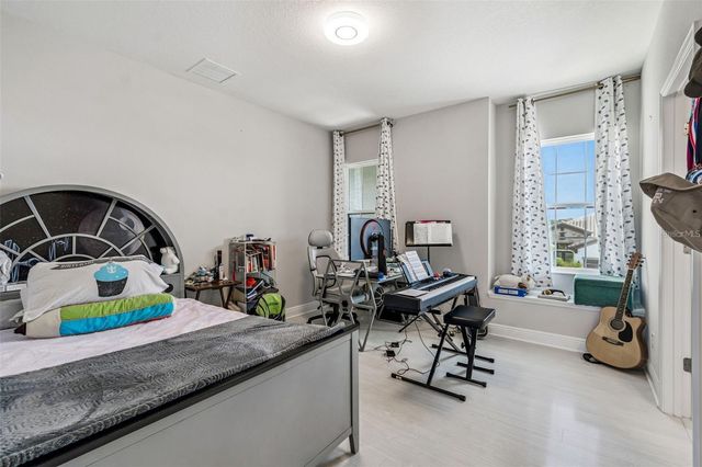 10863 RUSTIC TIMBER LOOP, San Antonio, FL 33576