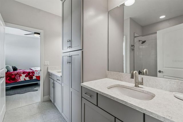 10863 RUSTIC TIMBER LOOP, San Antonio, FL 33576