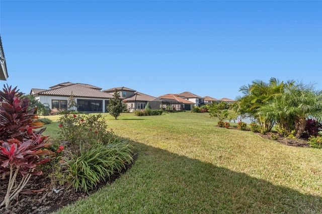 10863 RUSTIC TIMBER LOOP, San Antonio, FL 33576
