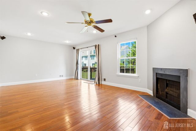 8 Ashley Court, Franklin Twsp, NJ 08873