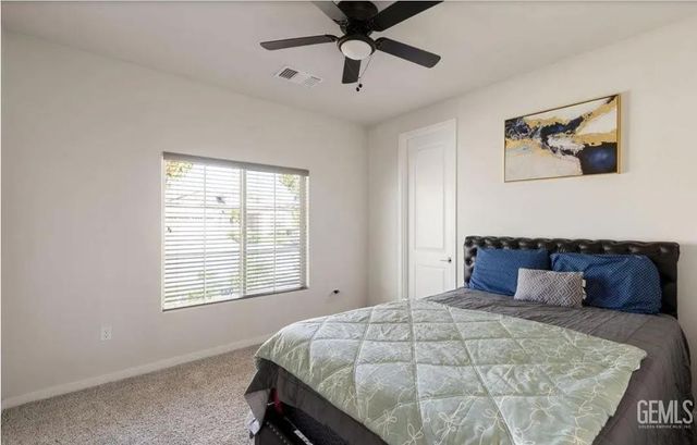 9713 Blountsville, Bakersfield, CA 93311