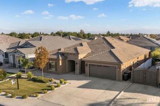 9713 Blountsville, Bakersfield, CA 93311