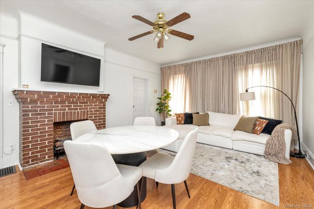 173 Cleveland Avenue, Mineola, NY 11501
