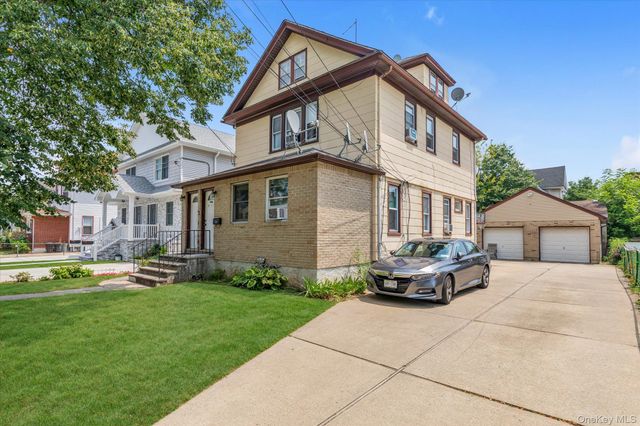 173 Cleveland Avenue, Mineola, NY 11501