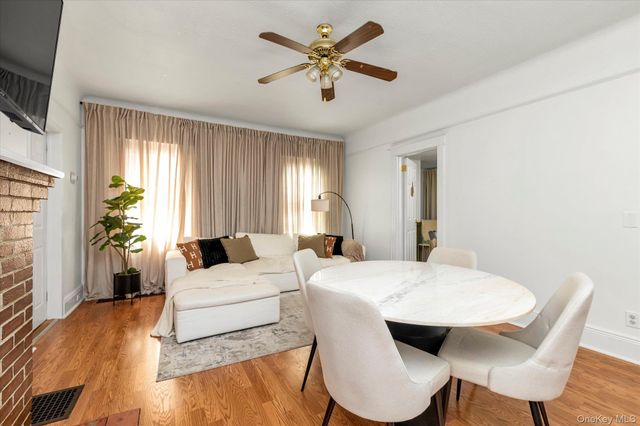 173 Cleveland Avenue, Mineola, NY 11501