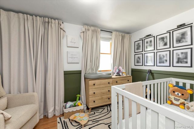173 Cleveland Avenue, Mineola, NY 11501
