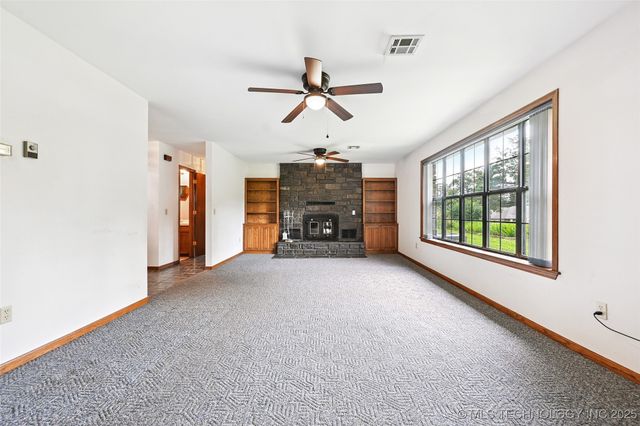 32069 Meadow Lane, Mannford, OK 74044