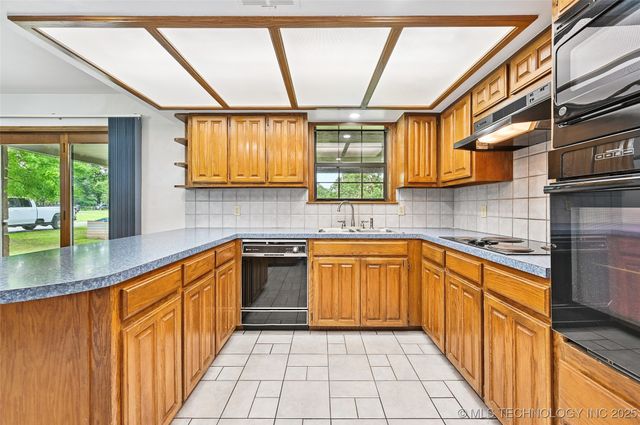 32069 Meadow Lane, Mannford, OK 74044