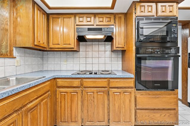 32069 Meadow Lane, Mannford, OK 74044