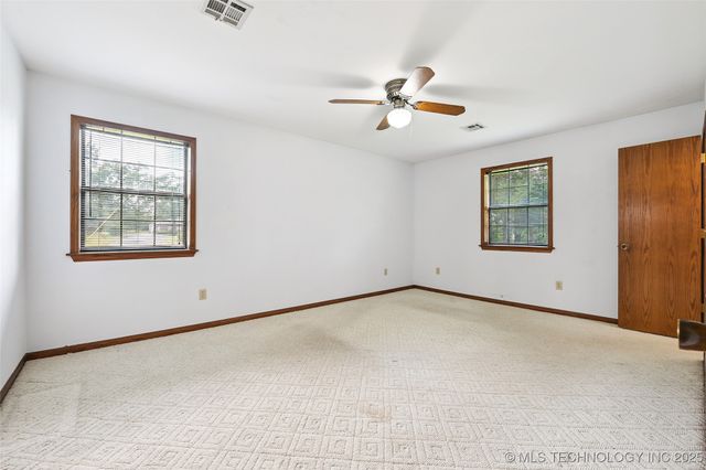 32069 Meadow Lane, Mannford, OK 74044