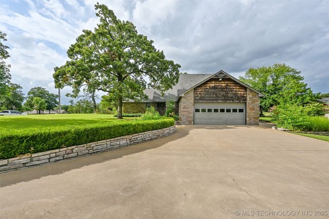 32069 Meadow Lane, Mannford, OK 74044