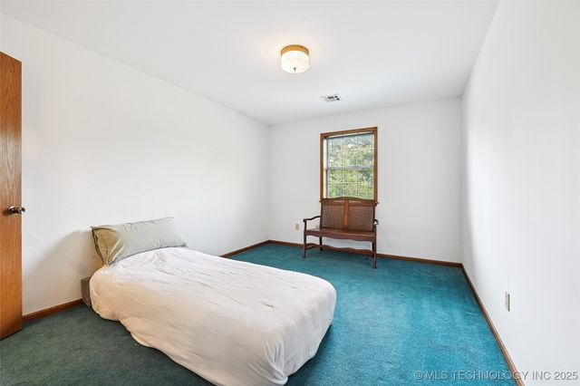 32069 Meadow Lane, Mannford, OK 74044