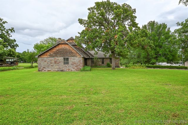 32069 Meadow Lane, Mannford, OK 74044