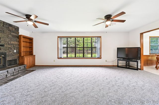 32069 Meadow Lane, Mannford, OK 74044