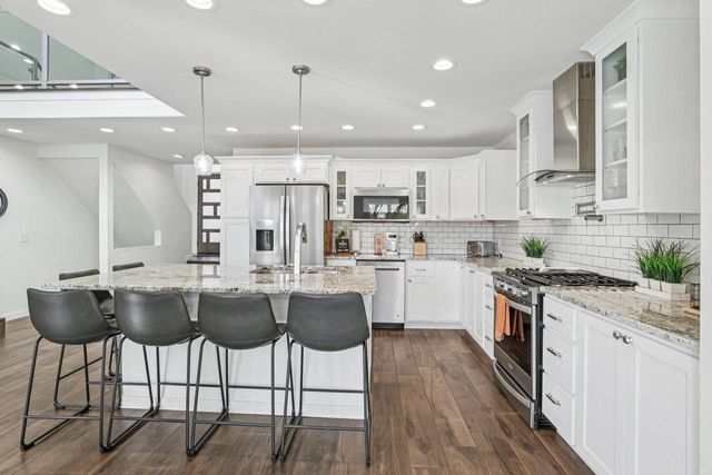 N5620 Thunderbird Road, Portage, WI 53901