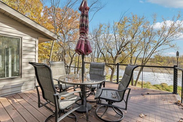 N5620 Thunderbird Road, Portage, WI 53901