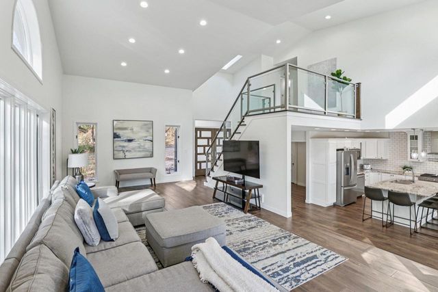 N5620 Thunderbird Road, Portage, WI 53901