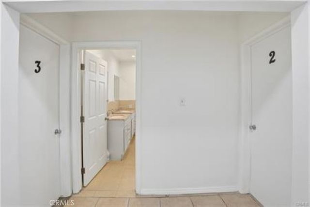 7958 Tampa, Reseda, CA 91335