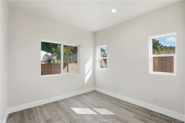 7958 Tampa, Reseda, CA 91335